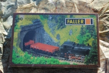 images/productimages/small/Tunnelingang voor Stoomtrein FALLER H0 120558 voor.jpg